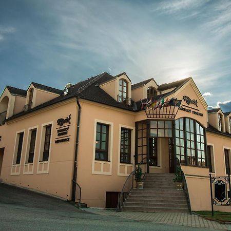 Zamecky Penzion Kopecek Hotel Rájec-Jestřebí Exterior foto