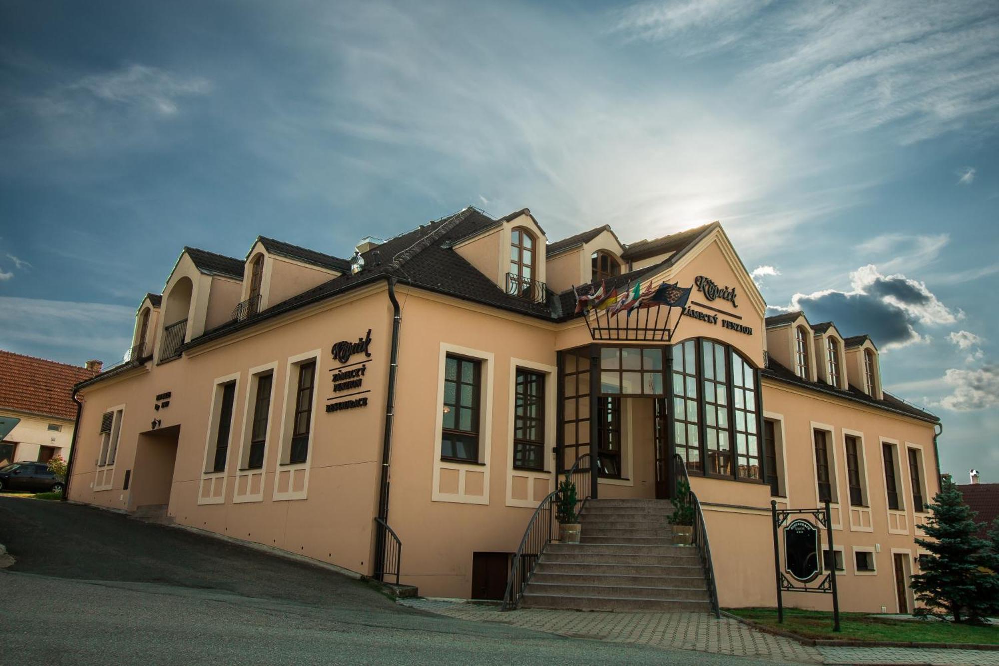 Zamecky Penzion Kopecek Hotel Rájec-Jestřebí Exterior foto